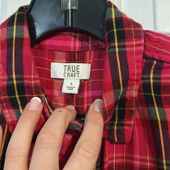 True Craft Red Plaid Button Down size small - Picture 4 of 4